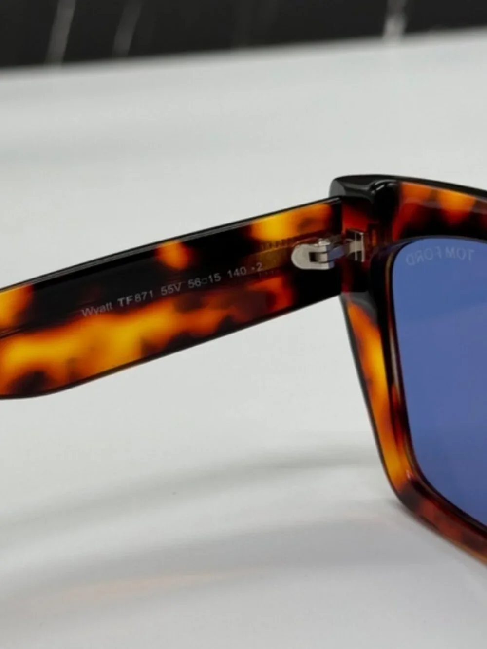 NEW TOM FORD TF871 55V WOMEN CAT EYE SUNGLASSES TOM FORD WYATT FT0871/S 55V - Picture 9 of 9